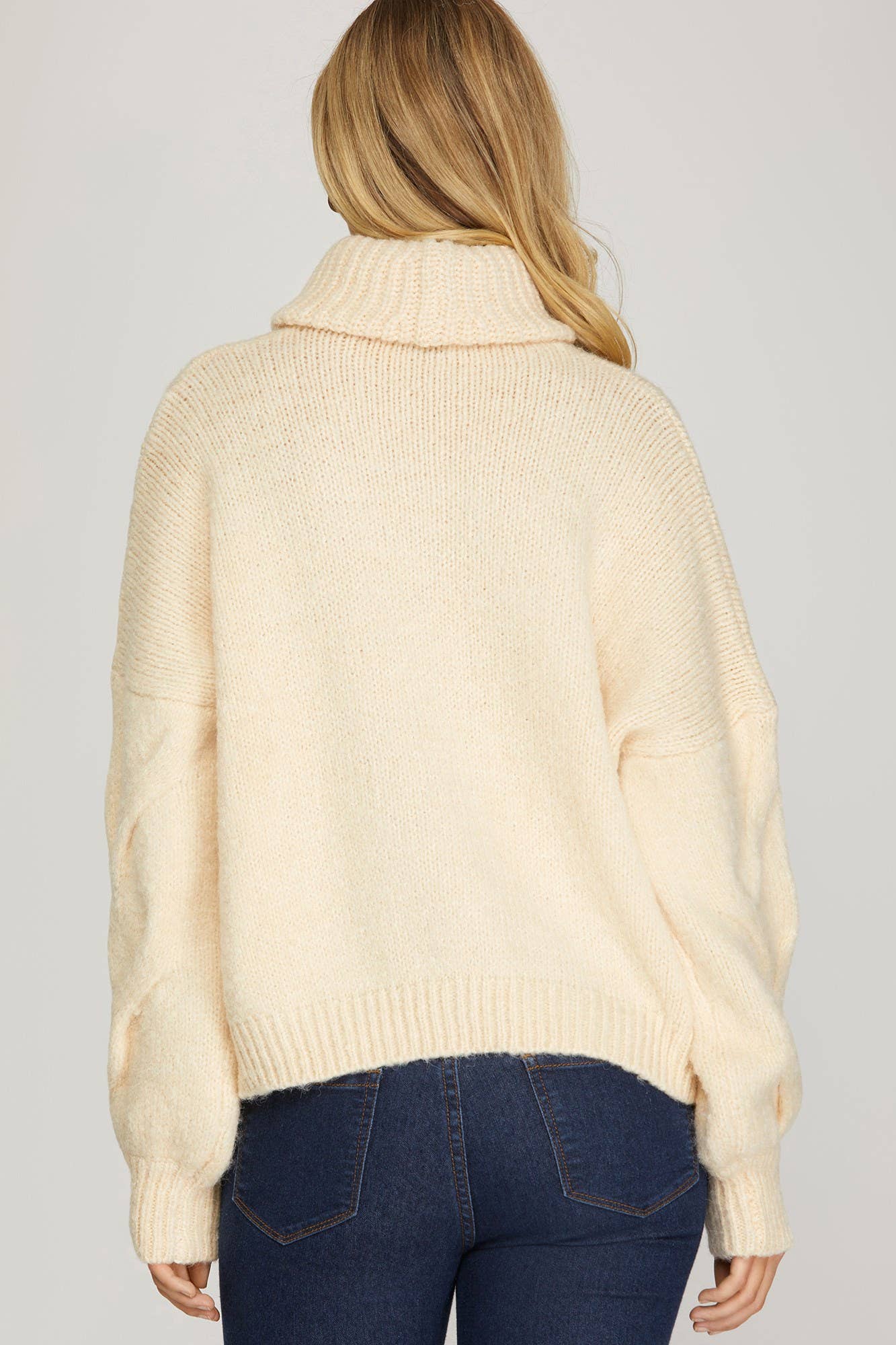 LONG SLEEVE TURTLENECK CABLE KNIT SWEATER TOP: S / CREAM