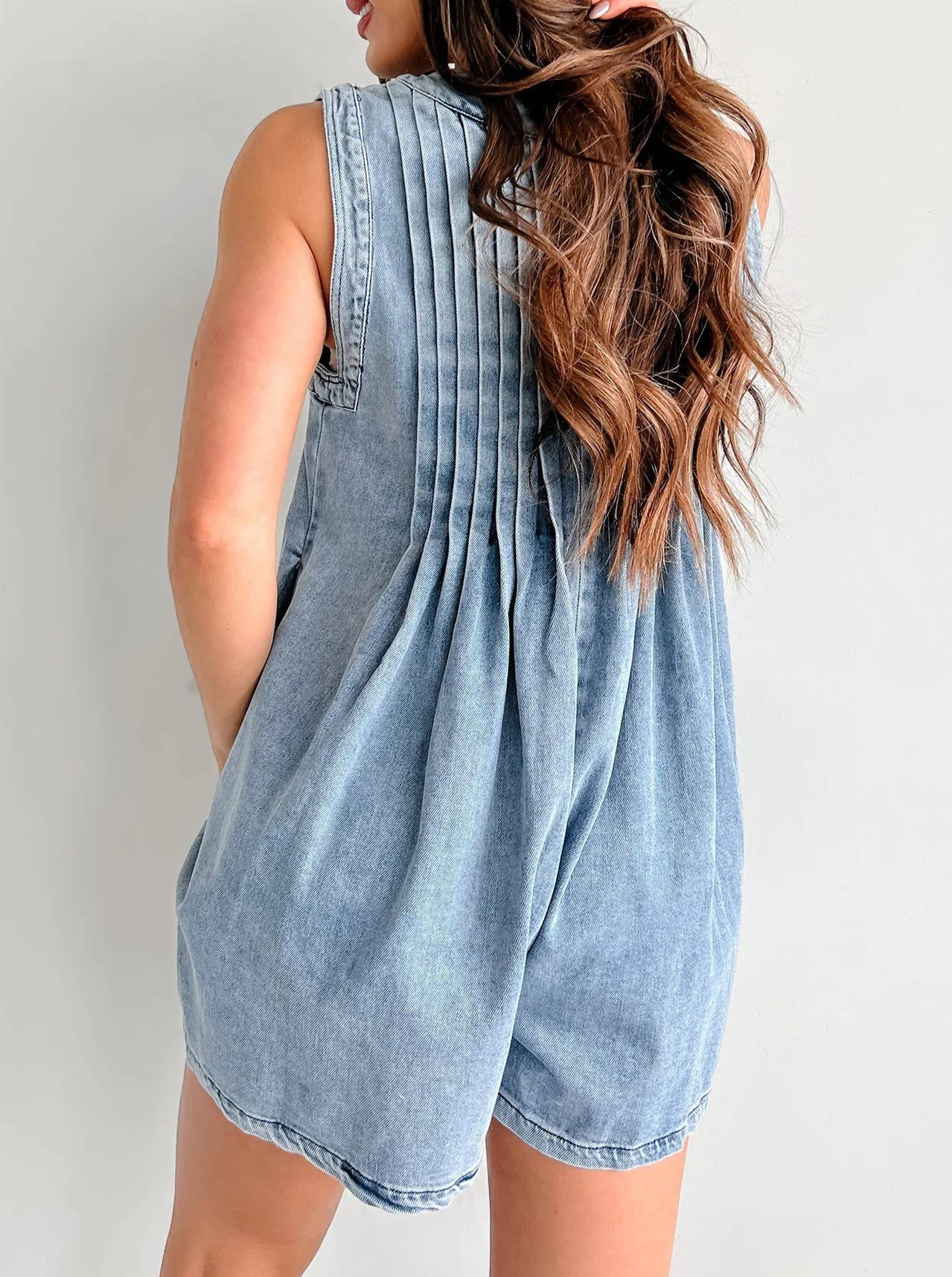 V-Neck Lace-Up Sleeveless Denim Shorts Jumpsuit: Darkblue / L