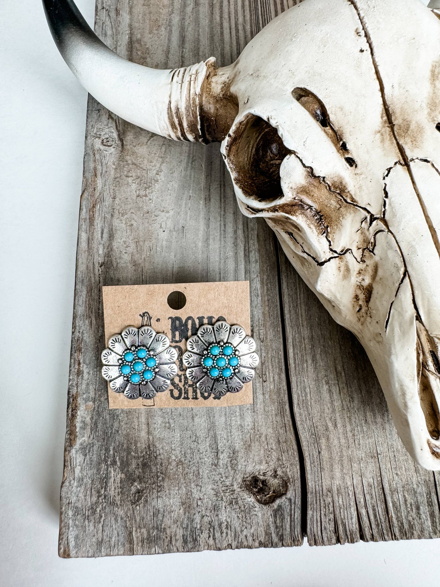 Western Flower Post Earrings : Turquoise