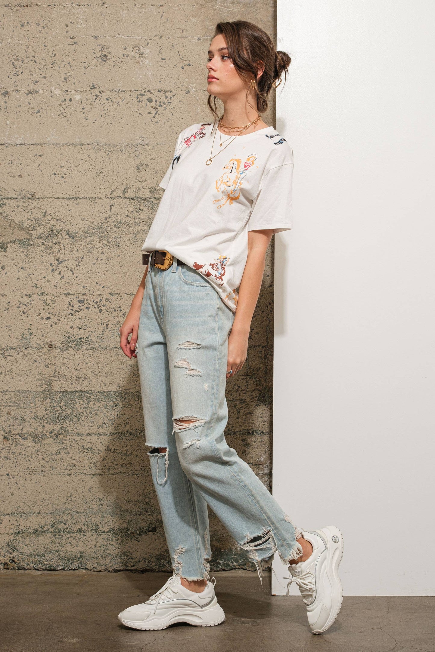 22997T - Western Motif Graphic T Shirt: OFF WHITE