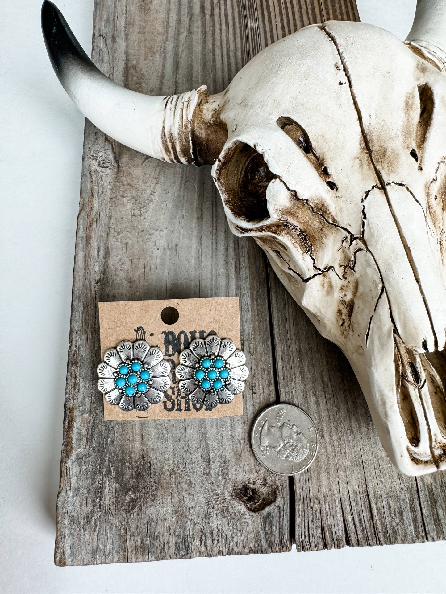 Western Flower Post Earrings : Turquoise