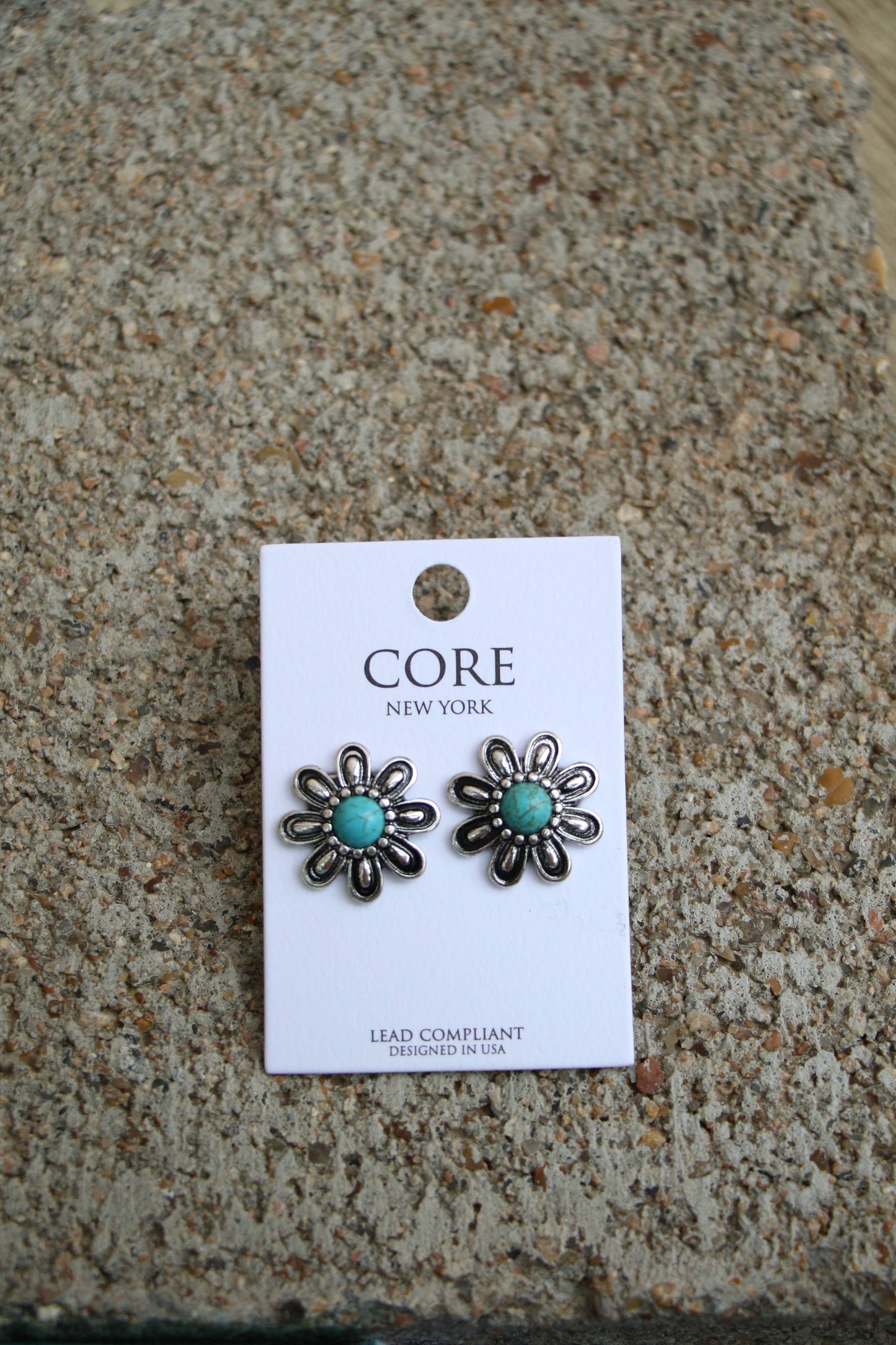 8467 C8 TURQ FLOWER FASHION STUD